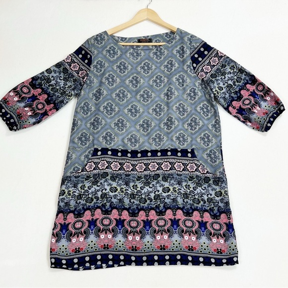 Renee c. Knee length shirt dress with two front pockets size large - Picture 9 of 10